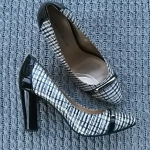 Classy Bandolino Patent plaid 4"Heels! BOSS💪